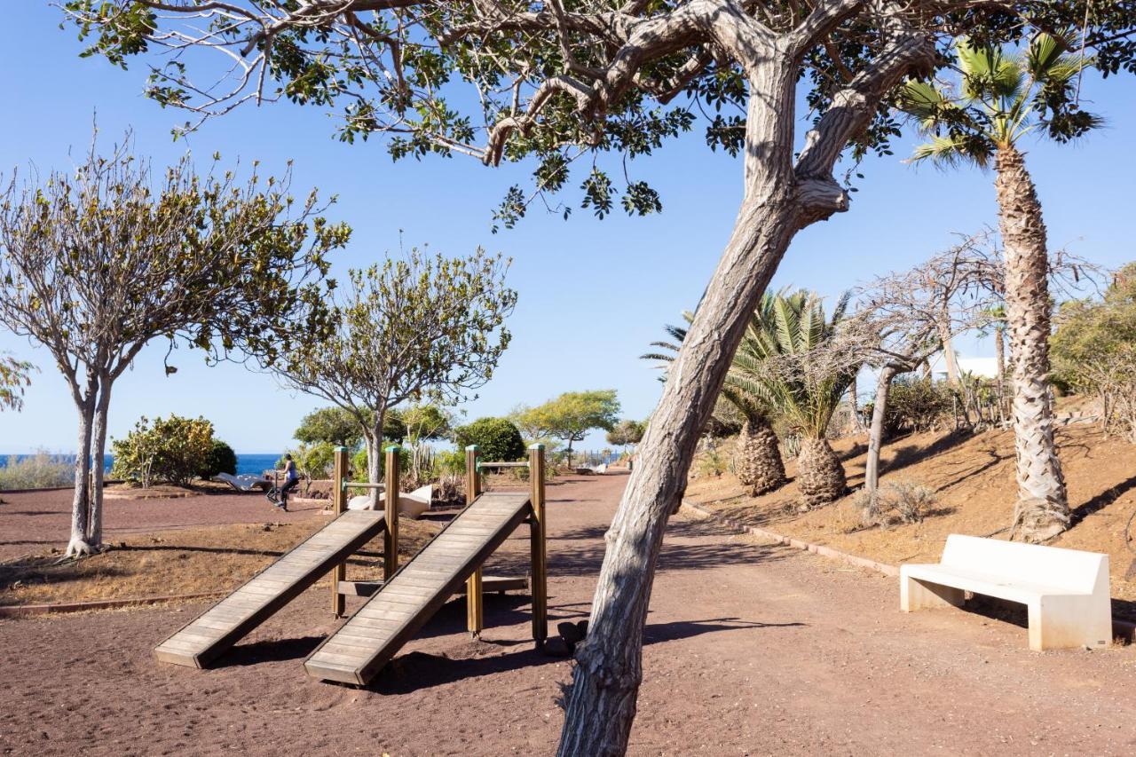 Home2Book Comfy Beachfront Radazul Eksteriør bilde
